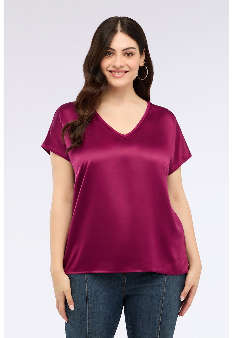 Tricou cu satin pe partea din fata