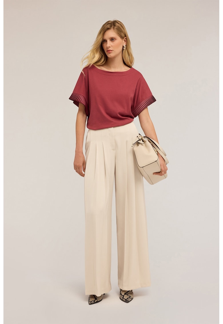 Tricou cu decolteu barcuta