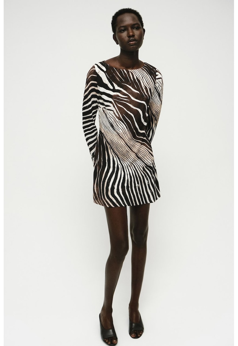 Rochie cu animal print si maneci lungi