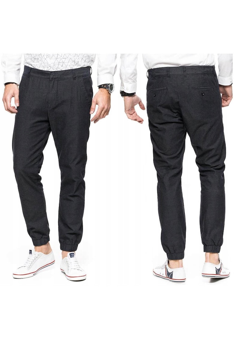 Pantaloni Barbati -  Model VERNON TAPERED - Croiala Ingustata Regular Fit - Comozi Si Stilati - Cu Fermoar - Buni Pentru Tinute Zilnice Si Semi-Formale - Marimea 29/32 - Gri Inchis