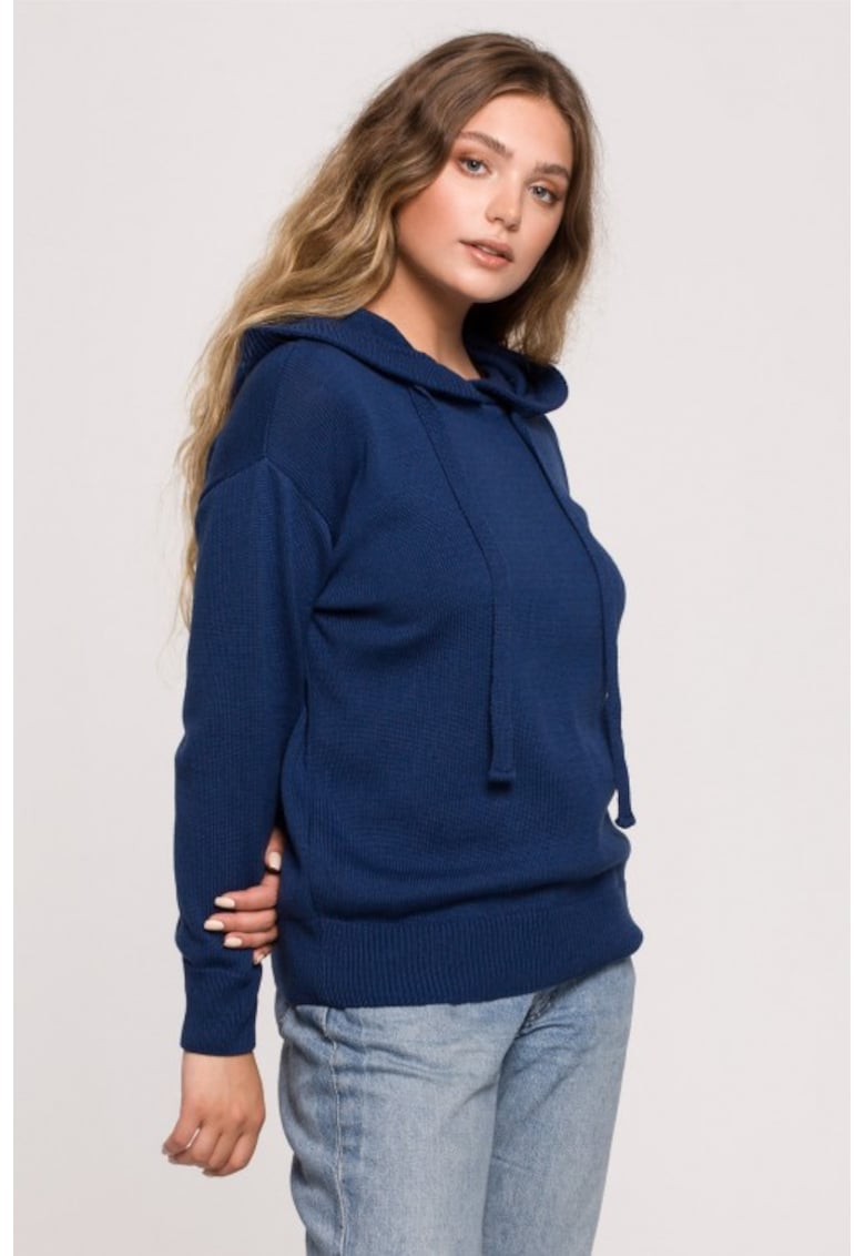 Pulover feminin cu gluga -