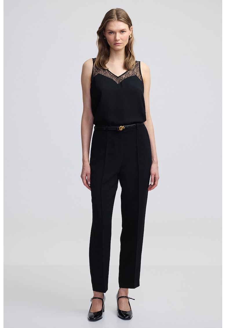 Pantaloni conici cu talie inalta