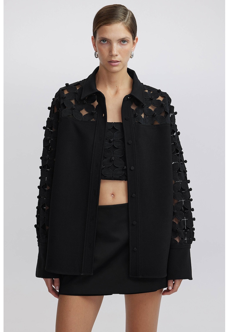 Jacheta-camasa cu detalii decupate si model floral