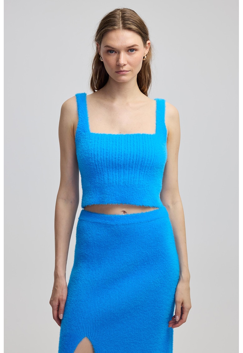 Top crop pufos - Albastru deschis