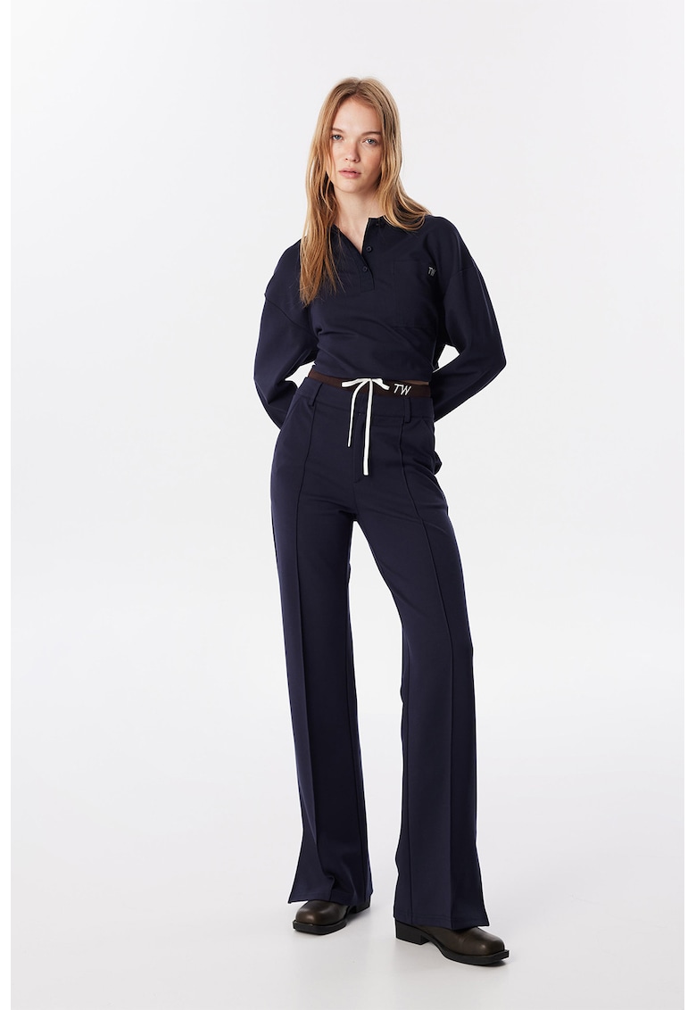 Pantaloni cu talie inalta si slituri laterale