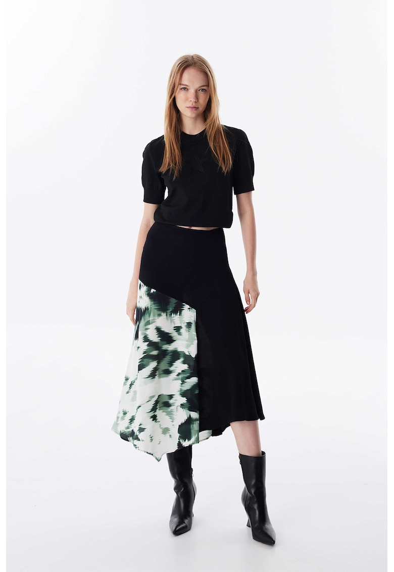 Fusta cu imprimeu - croiala in A si terminatia asimetrica