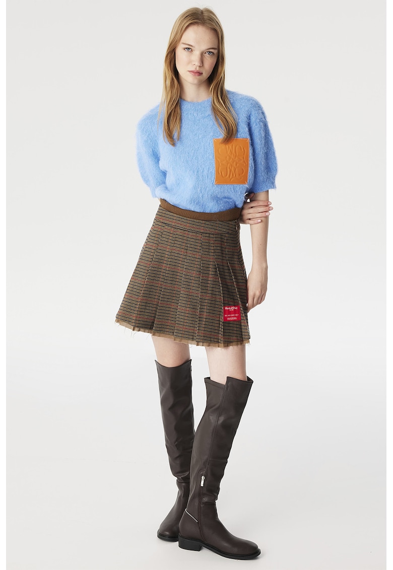 Fusta in carouri cu pliuri si terminatie nefinisata