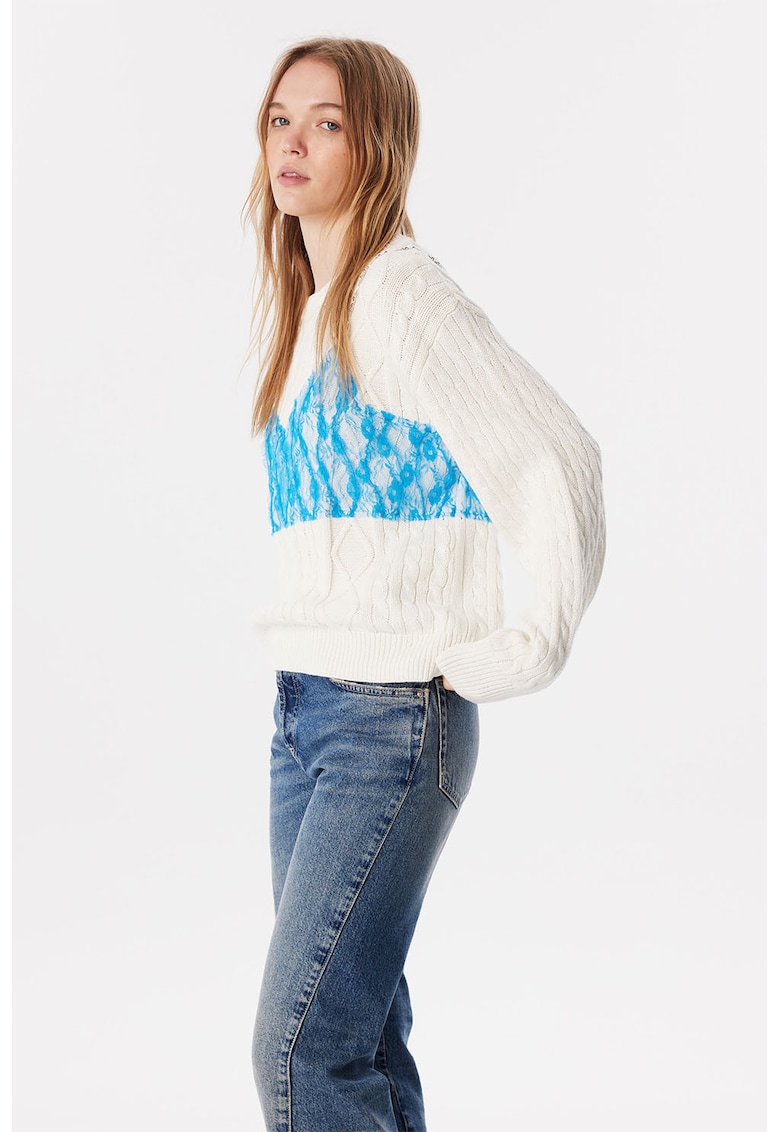 Pulover lejer cu model torsade Pulover lejer cu model torsade