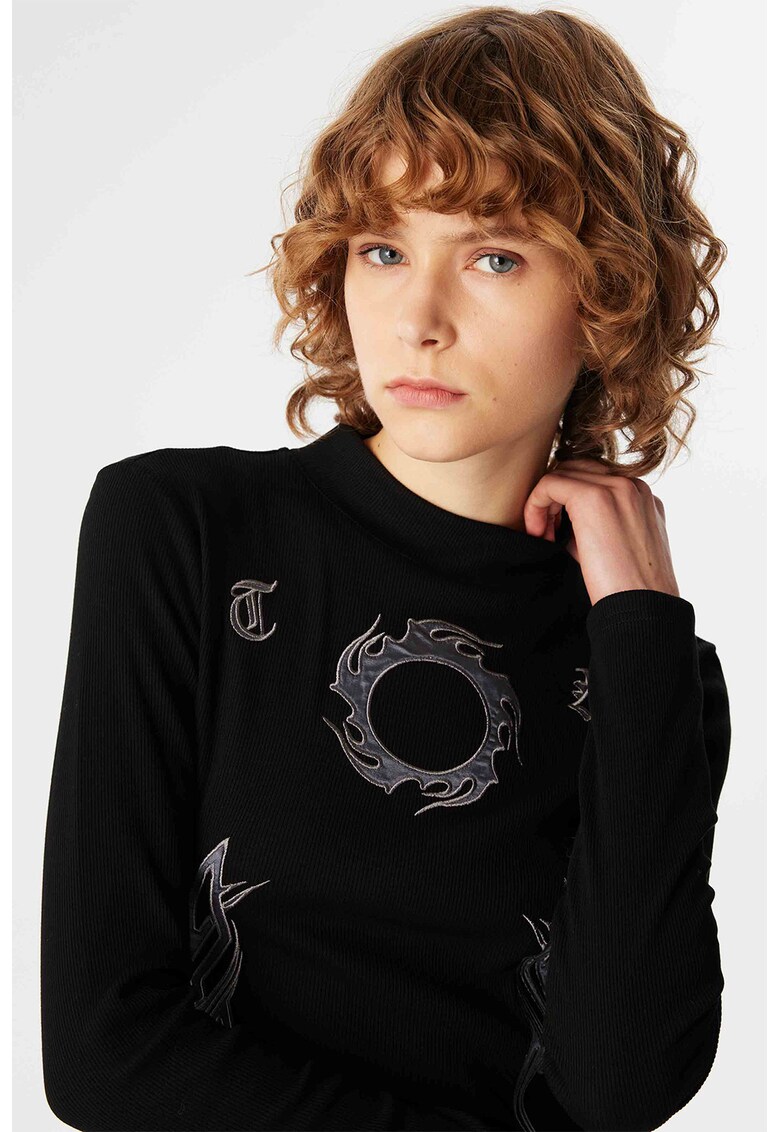 Bluza cu guler inalt si imprimeu grafic Bluza cu guler inalt si imprimeu grafic