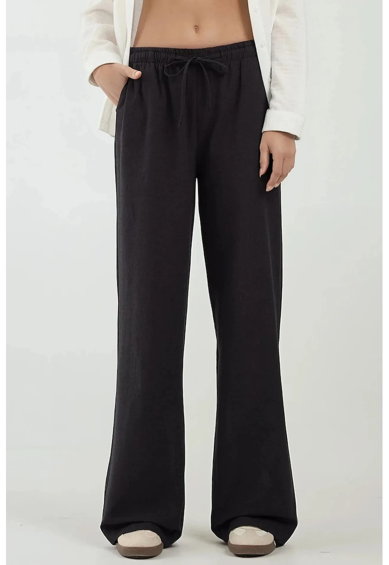 Pantaloni dama - cu talie elastica - croiala larga - negru - textil