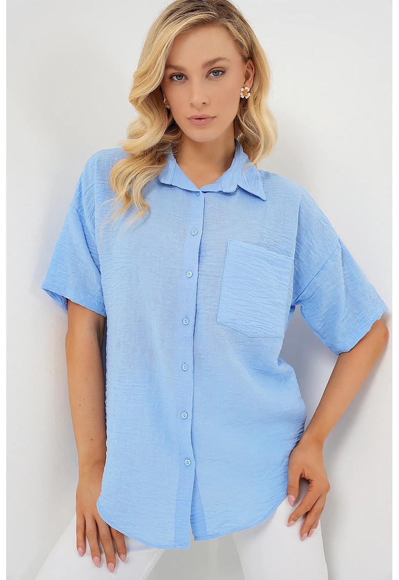 Camasa dama - lejera - albastru - amestec de in si viscoza - cu nasturi si buzunar Camasa dama - lejera - albastru - amestec de in si viscoza - cu nasturi si buzunar