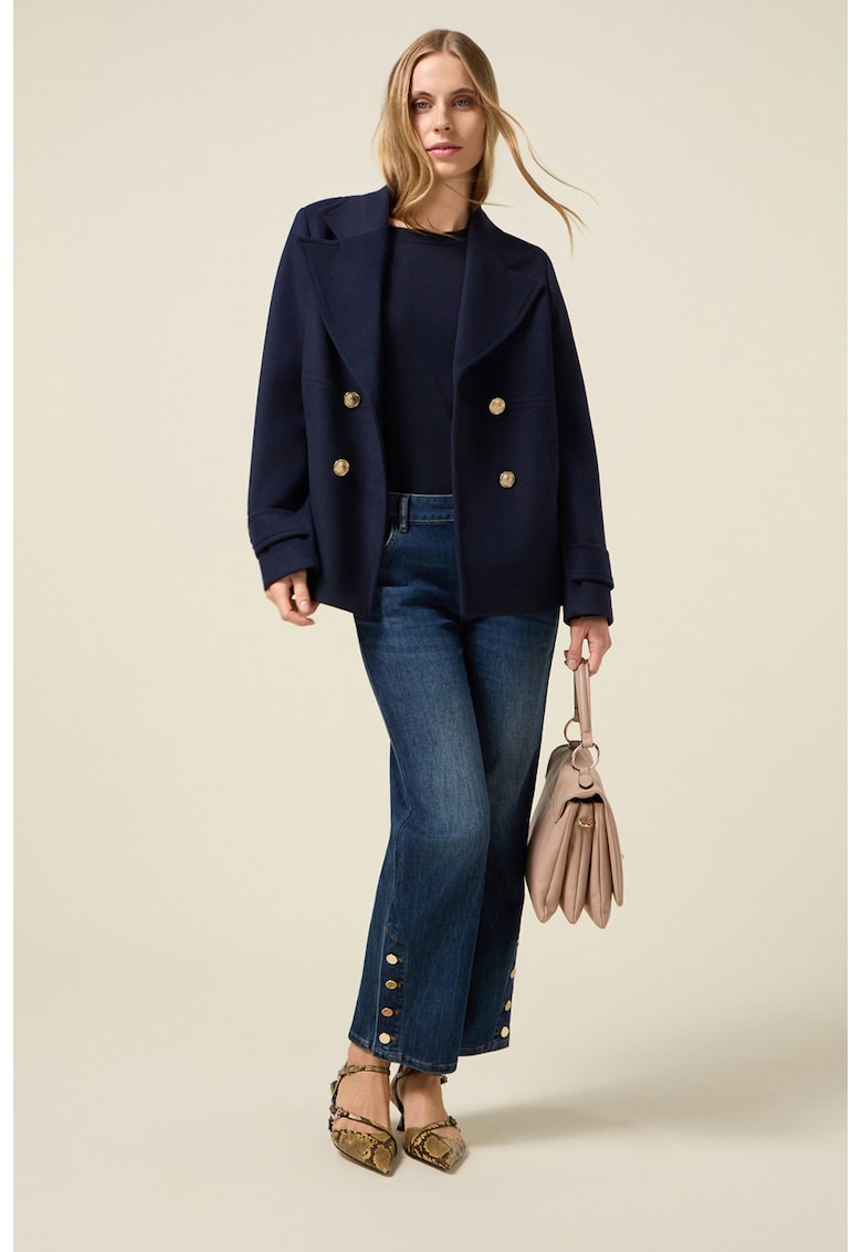 Blugi drepti cu nasturi decorativi