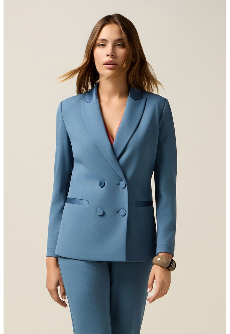 Sacou cu doua randuri de nasturi si revere decupate