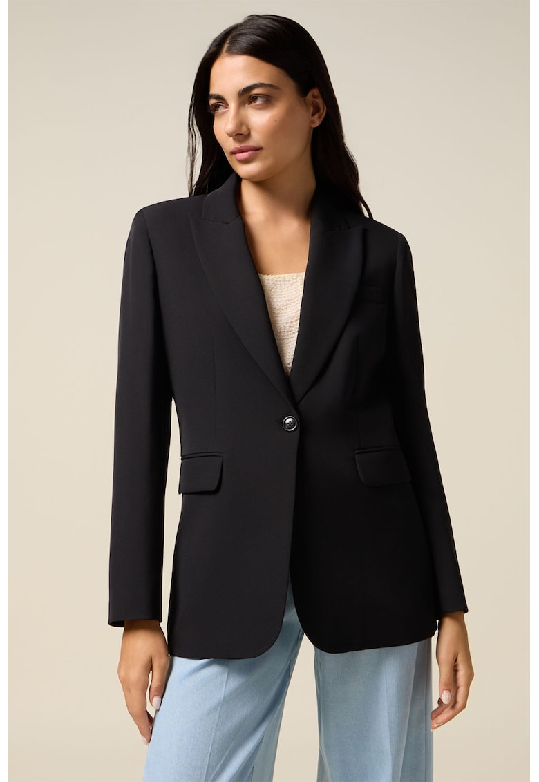 Sacou cu revere decupate si buzunare cu clapa