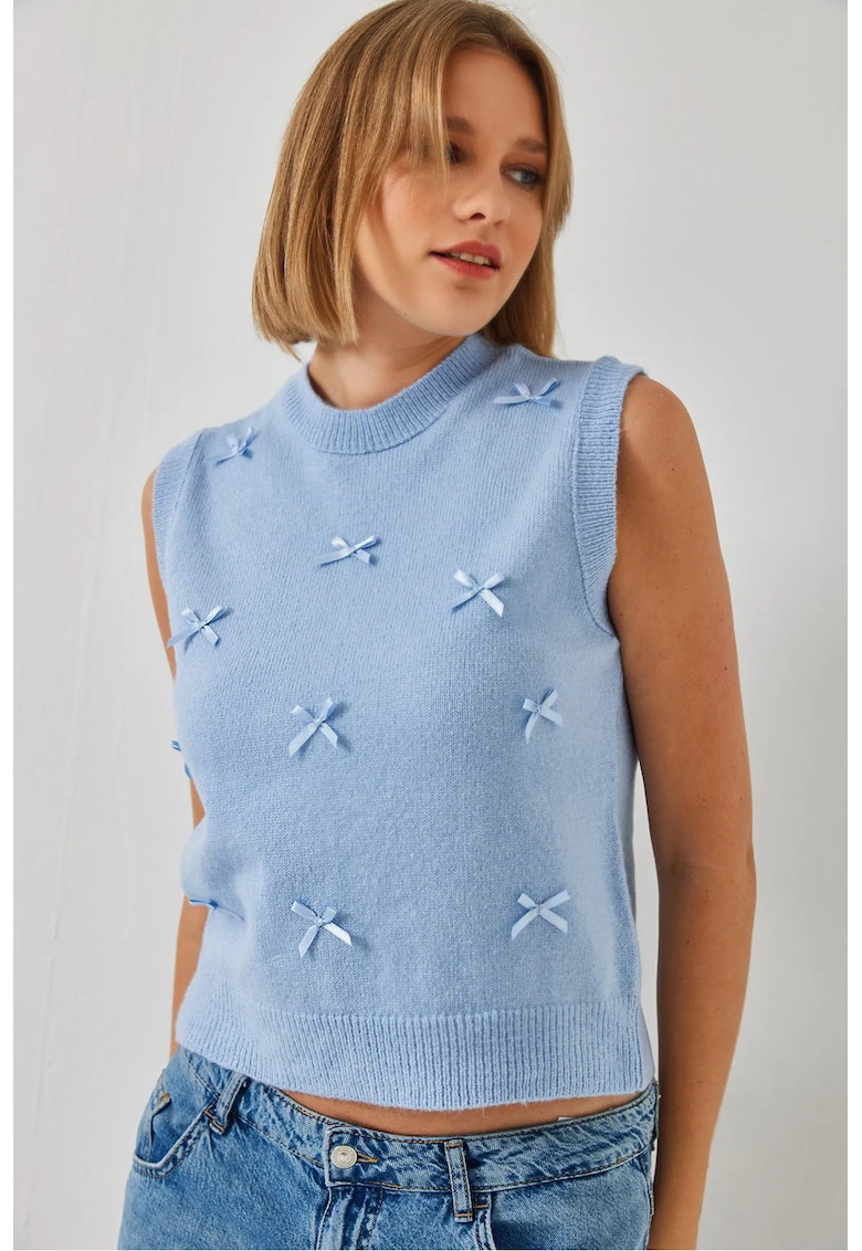 Vesta dama - scurta - brodata - albastra - tricot -