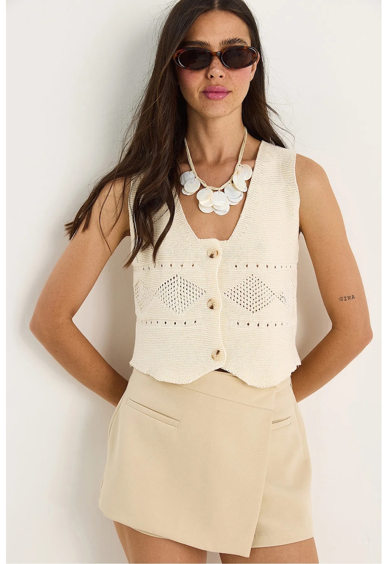 Vesta scurta - texturata - decolteu in V - culoare naturala - tricot -