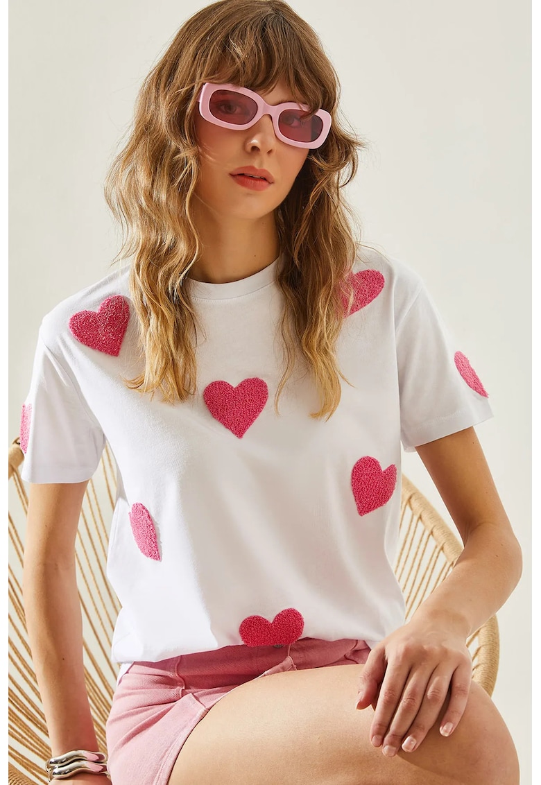 Tricou dama  guler rotund - broderie in forma de inima - alb - bumbac