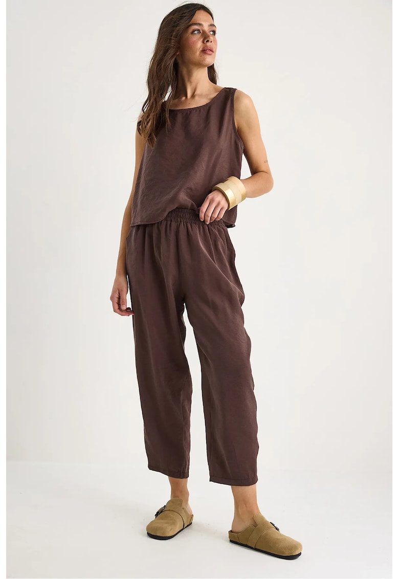 Compleu dama - tunica cu maneca lunga - pantaloni largi - maro - textil