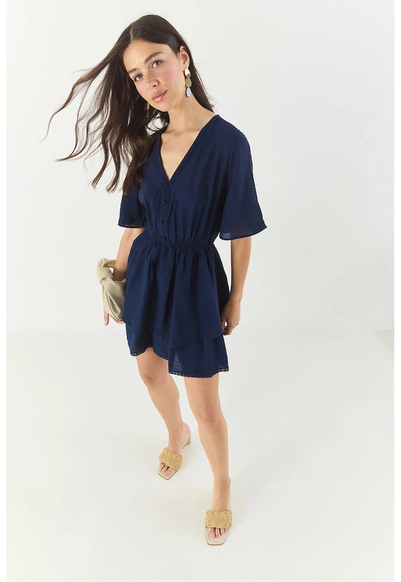 Rochie mini - decolteu in V - detalii din dantela - albastru - viscoza si nailon