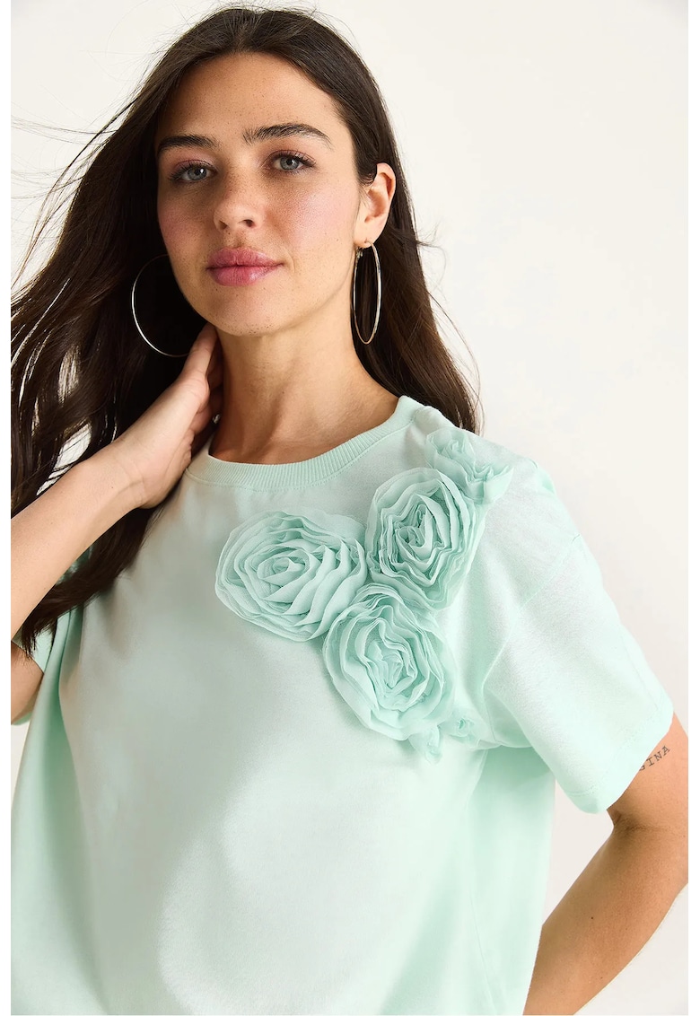 Tricou dama  guler rotund - detalii decorative - verde - bumbac