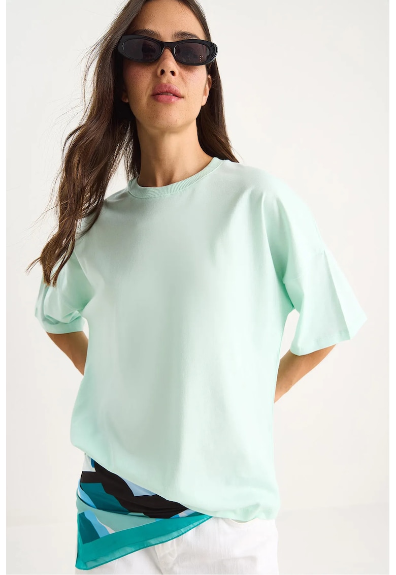 Tricou dama supradimensionat - bumbac pieptanat - verde - maneca scurta Tricou dama supradimensionat - bumbac pieptanat - verde - maneca scurta