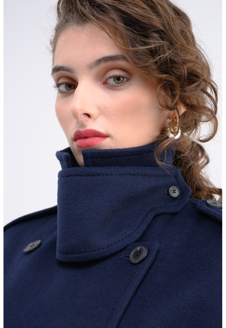 Haina petrecuta de lana - cu doua randuri de nasturi