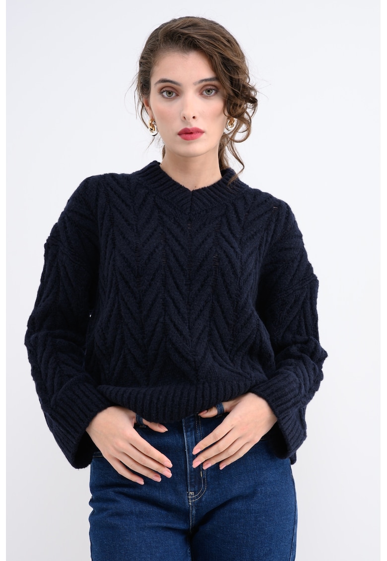 Pulover din amsetec de lana cu decolteu in V