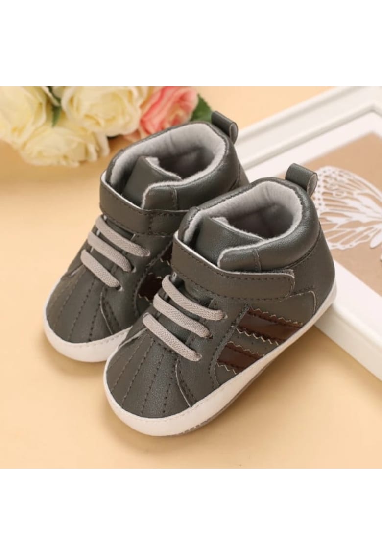 Ghetute sport Model AL 19266 cu dungi - Pentru bebelusi - Piele ecologica - Baieti - Gri