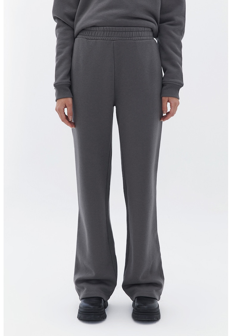 Pantaloni uni de trening cu talie elastica