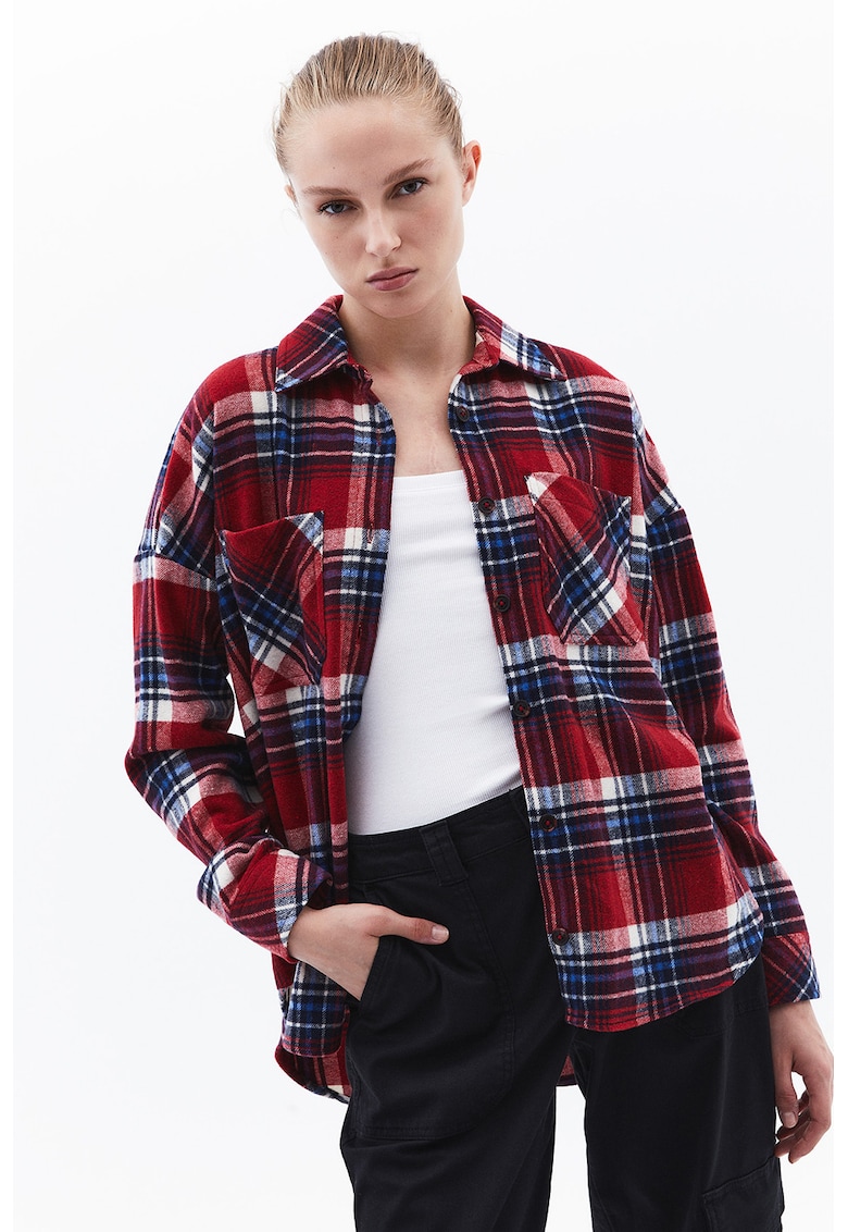 Jacheta-camasa supradimensionata in carouri cu buzunare pe piept