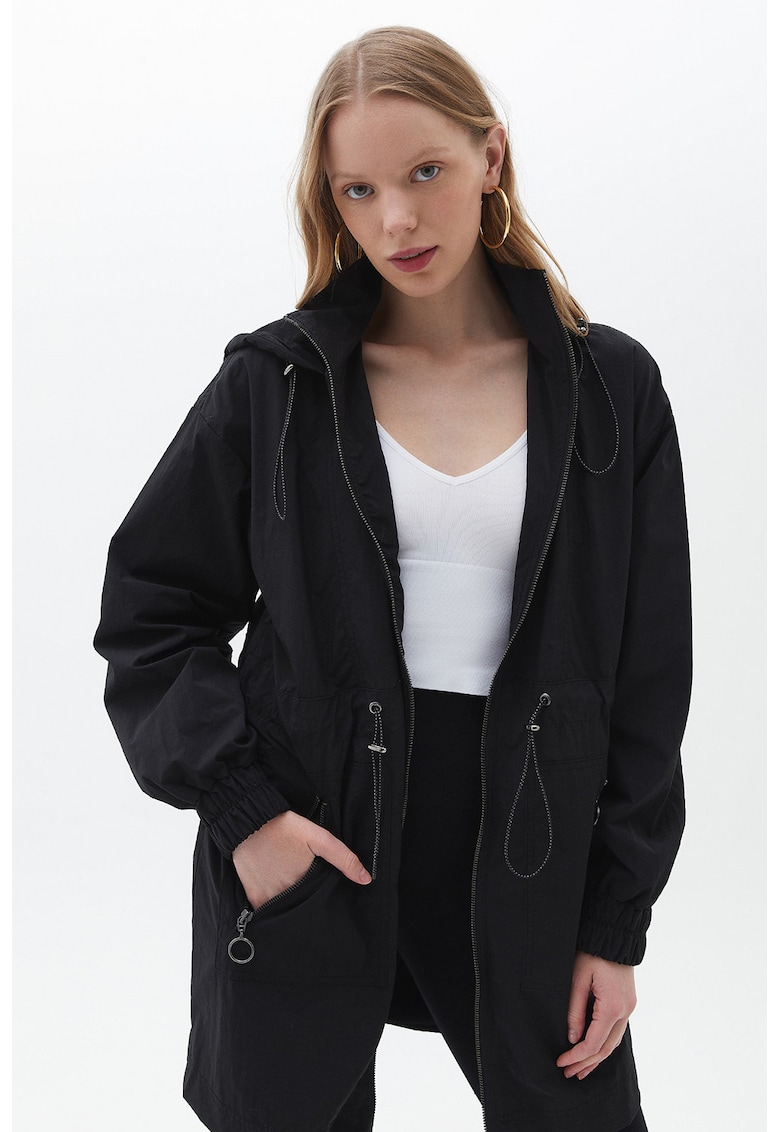 Jacheta cu gluga si snur in talie