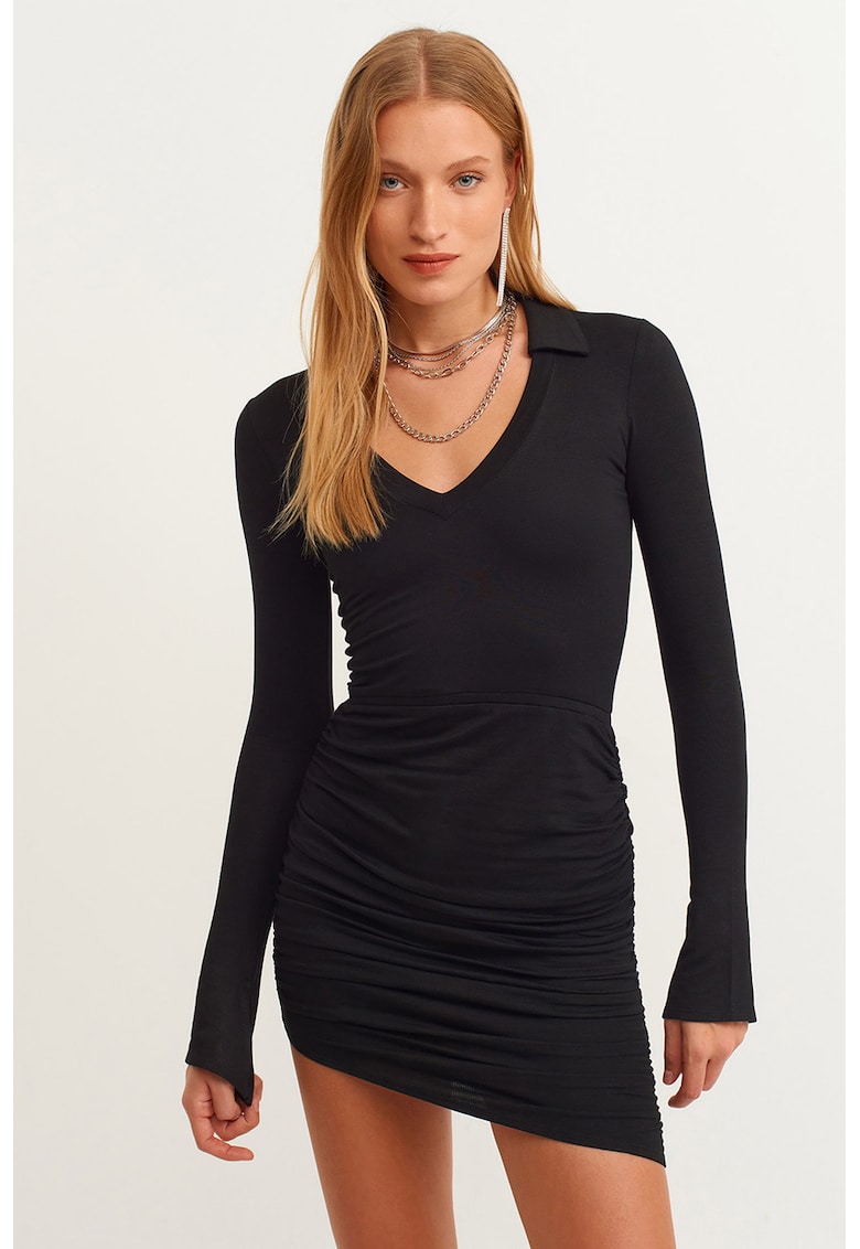 Rochie cambrata cu decolteu in V Bospolmin