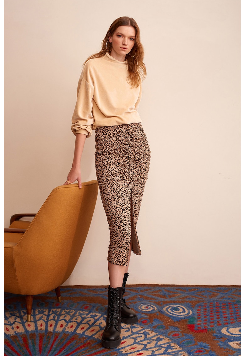 Fusta midi cu slit frontal