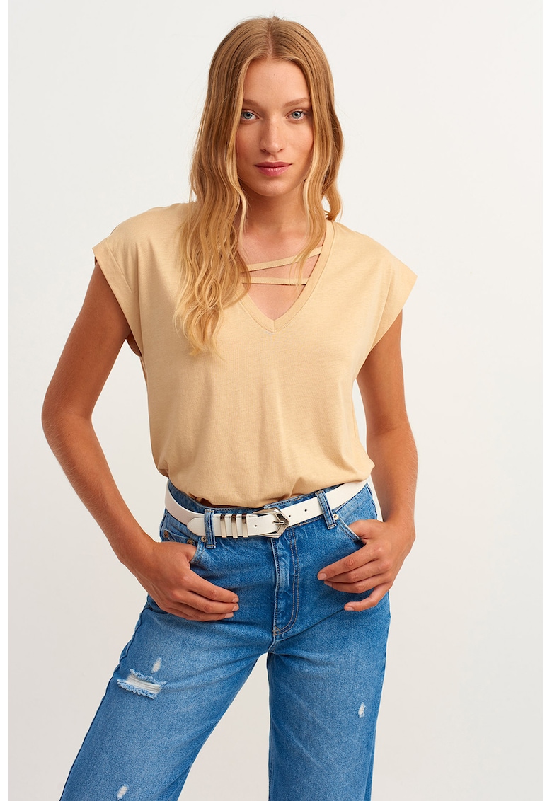 Tricou din amestec de modal cu decolteu in V Tricou din amestec de modal cu decolteu in V