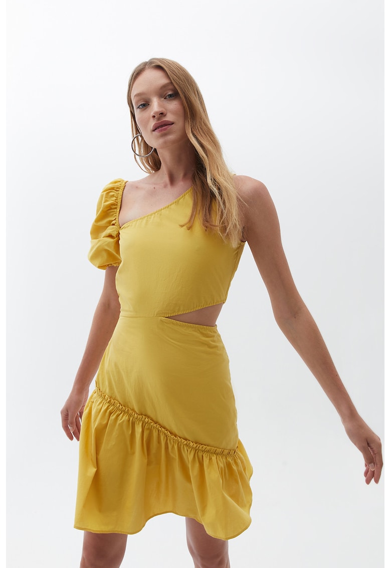 Rochie scurta cu terminatie evazata