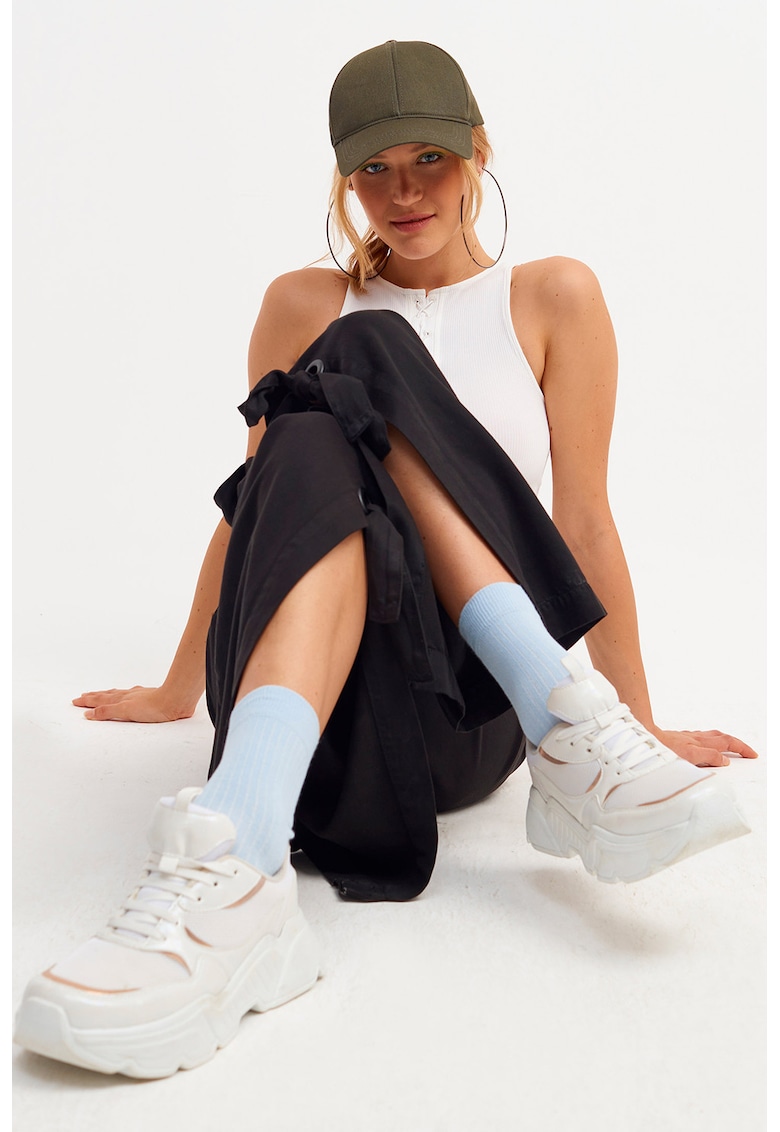 Pantaloni din amestec de lyocell cu inchideri laterale - Negru