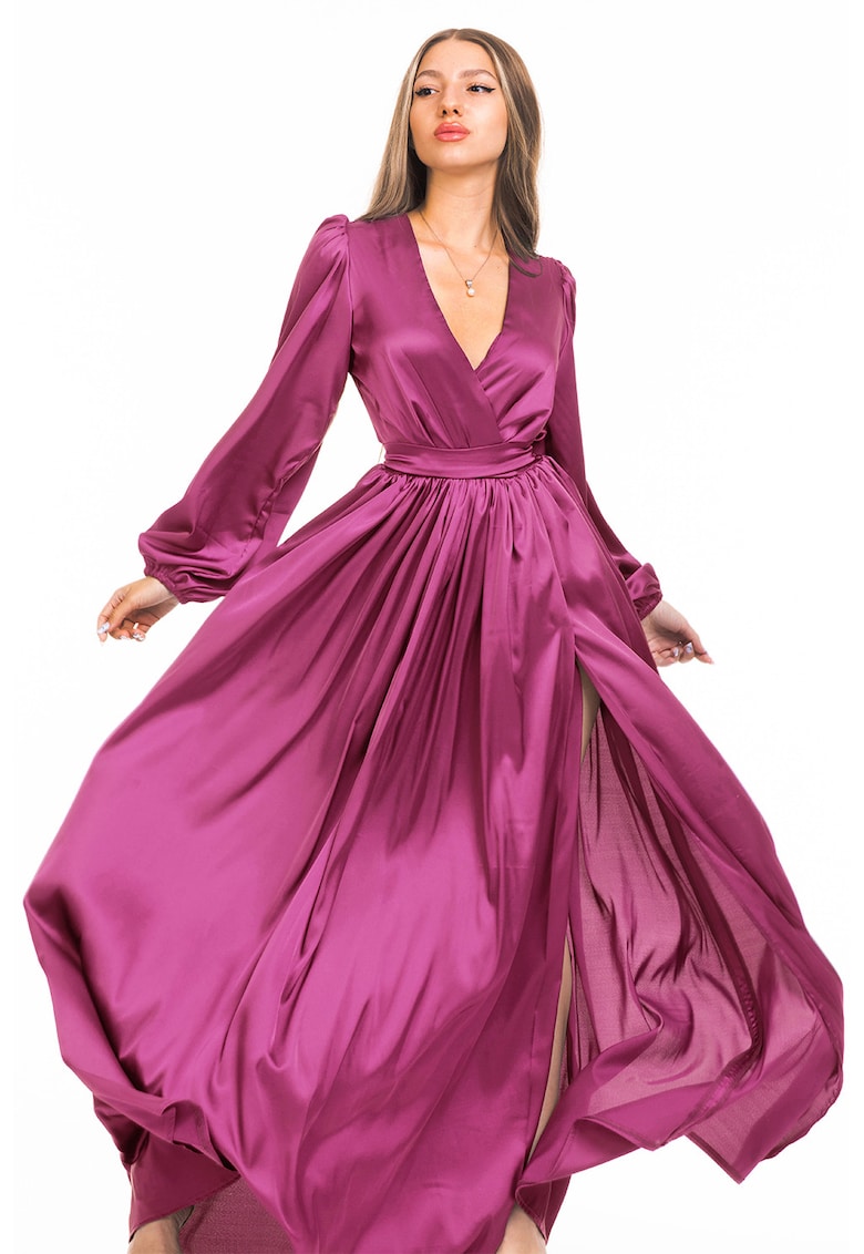 Rochie maxi evazata cu slit si model petrecut
