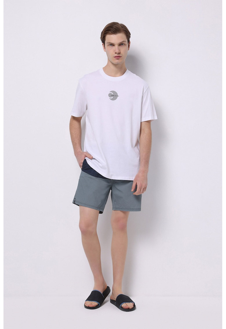 Pantaloni scurti de baie cu design in doua nuante Pantaloni scurti de baie cu design in doua nuante