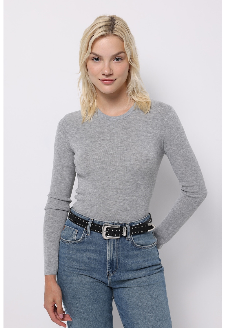 Pulover slim fit tricotat fin