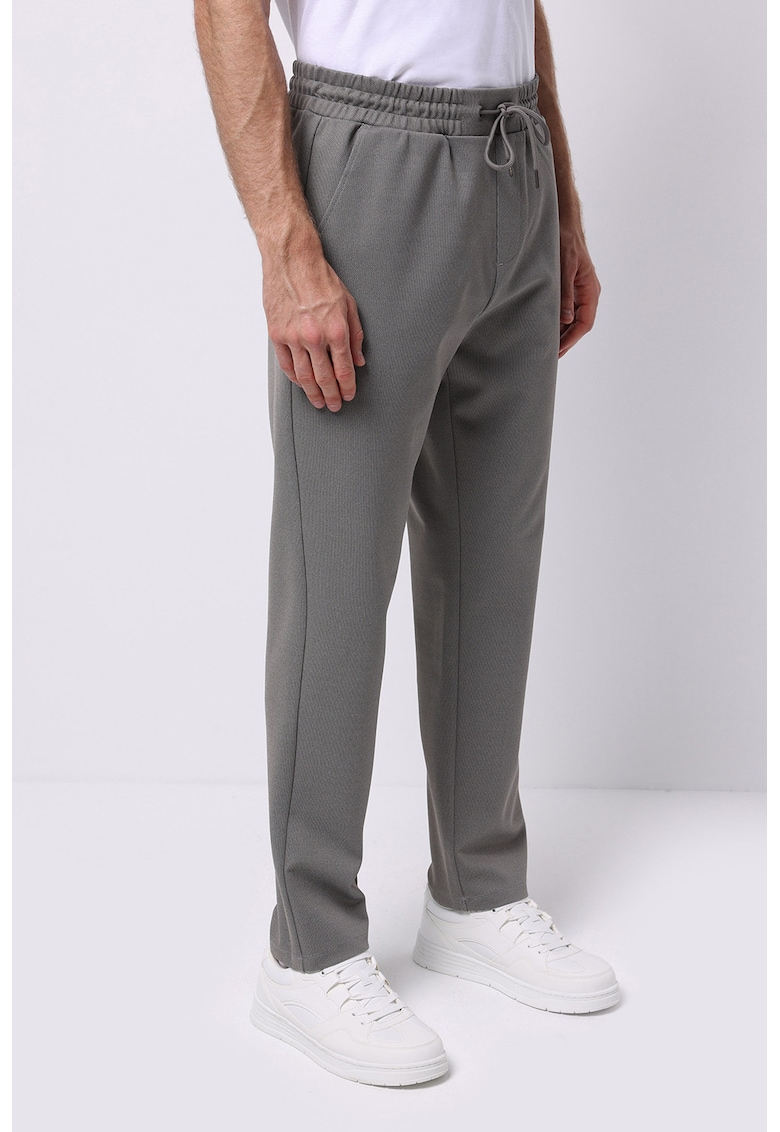 Pantaloni sport uni cu snururi