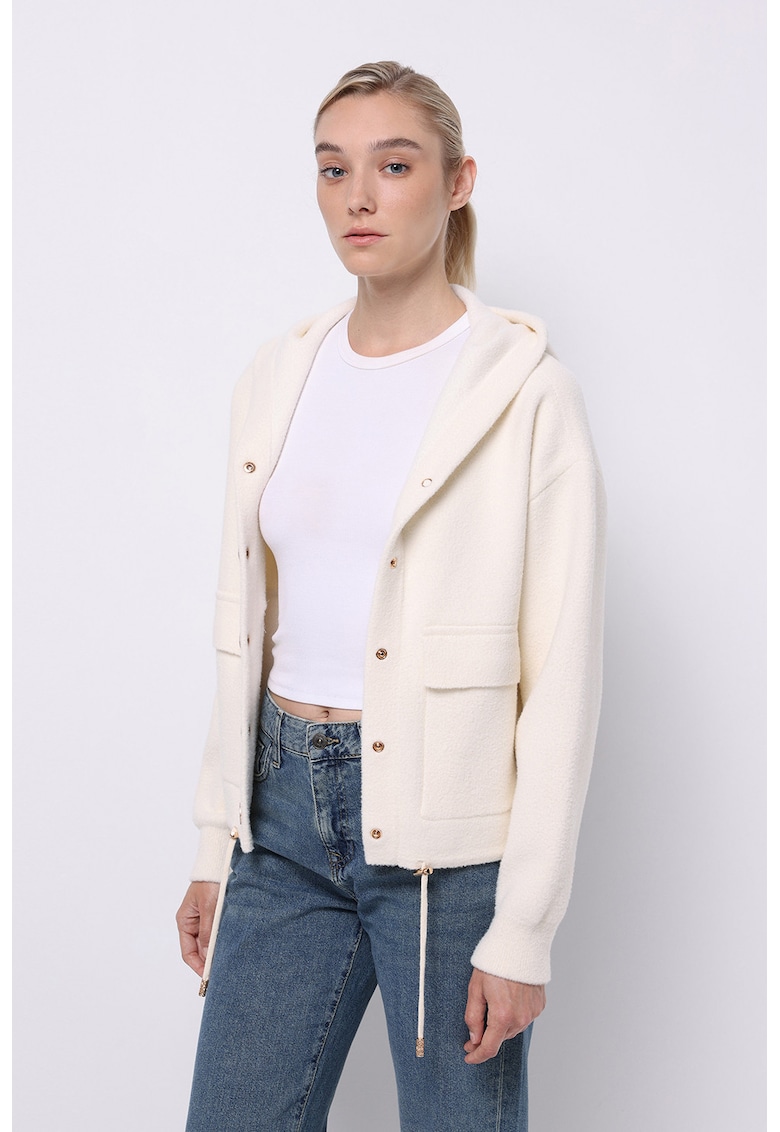 Jacheta cu gluga si capse