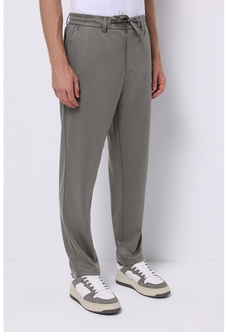 Pantaloni jogger cu snur
