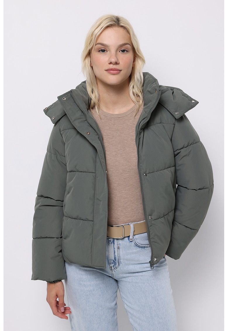 Geaca cu vatelina si gluga detasabila