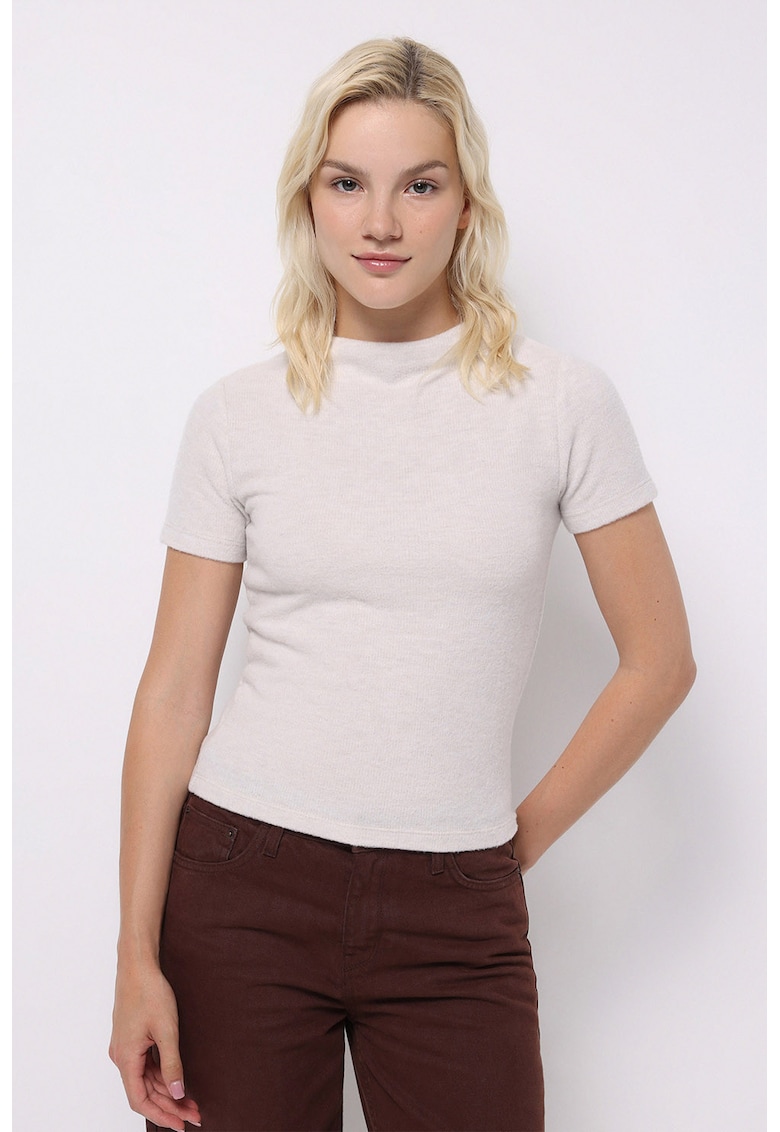 Tricou slim fit cu guler