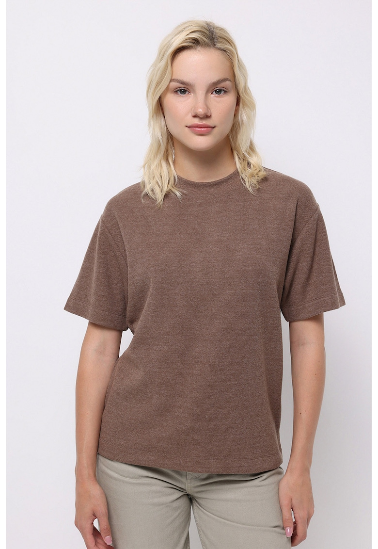 Tricou lejer cu maneci cazute