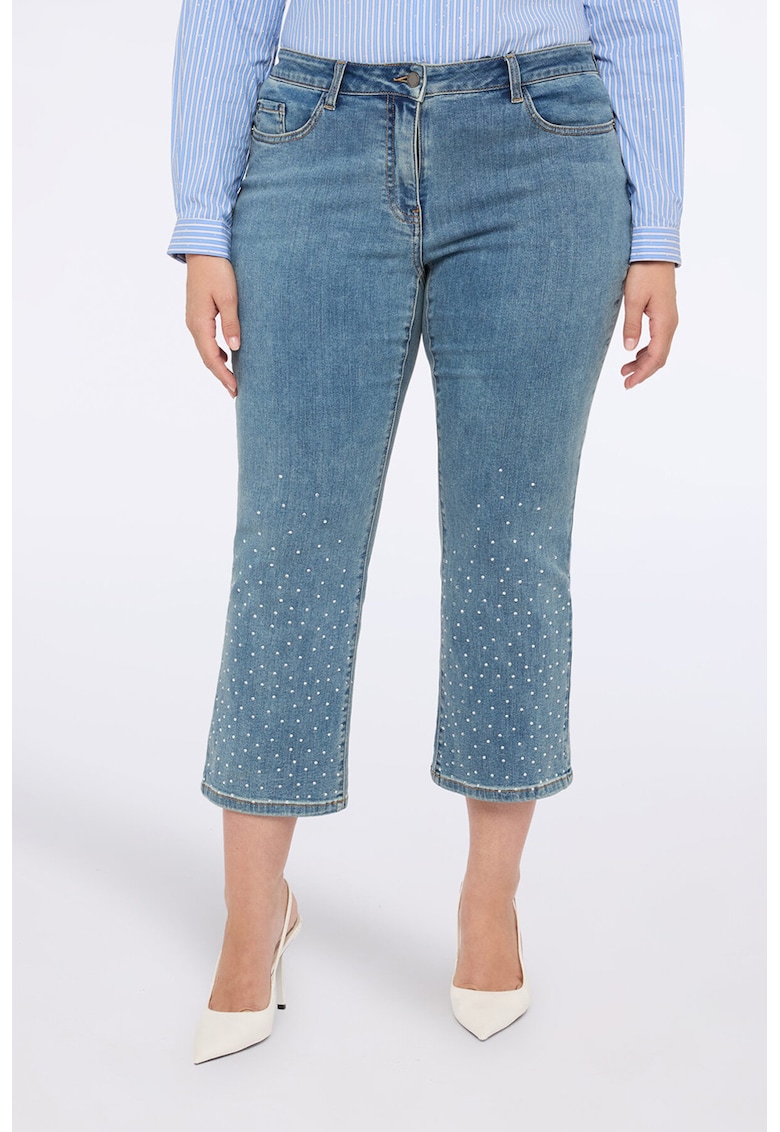 Blugi evazati cu paiete