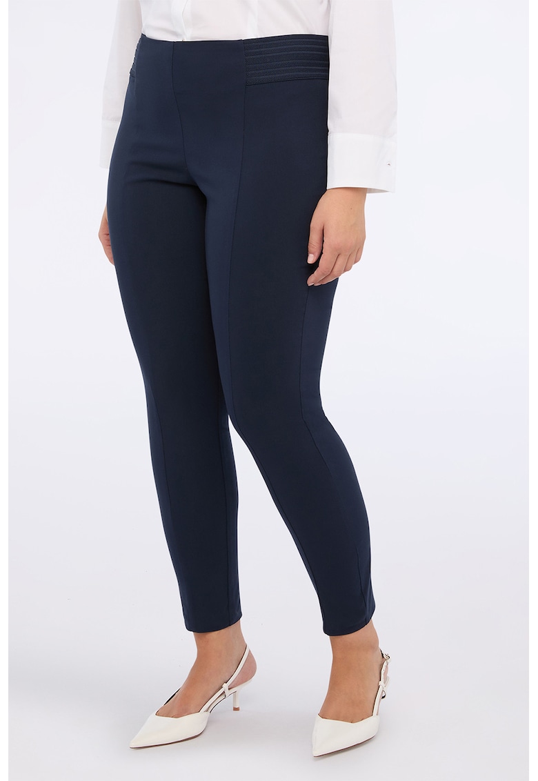 Pantaloni cu talie elastica