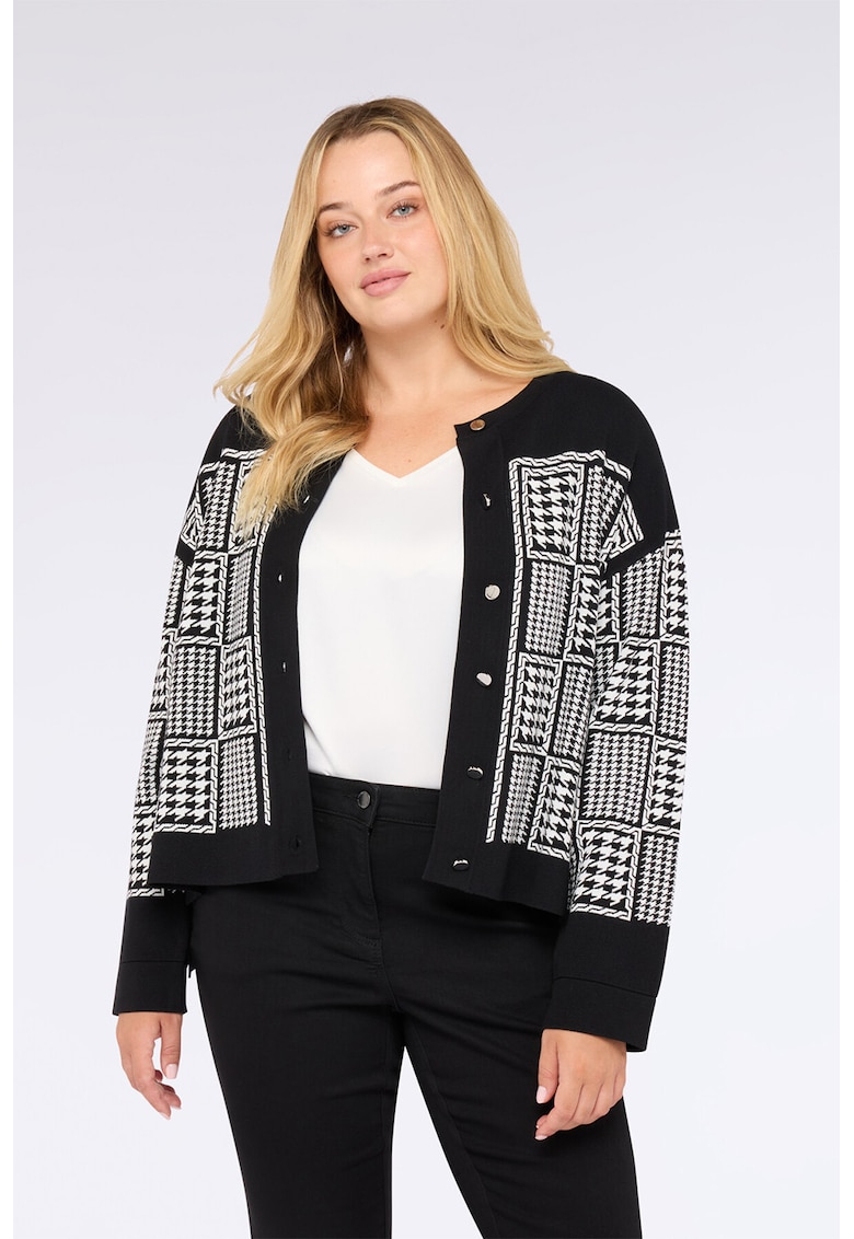 Cardigan cu model si decolteu la baza gatului