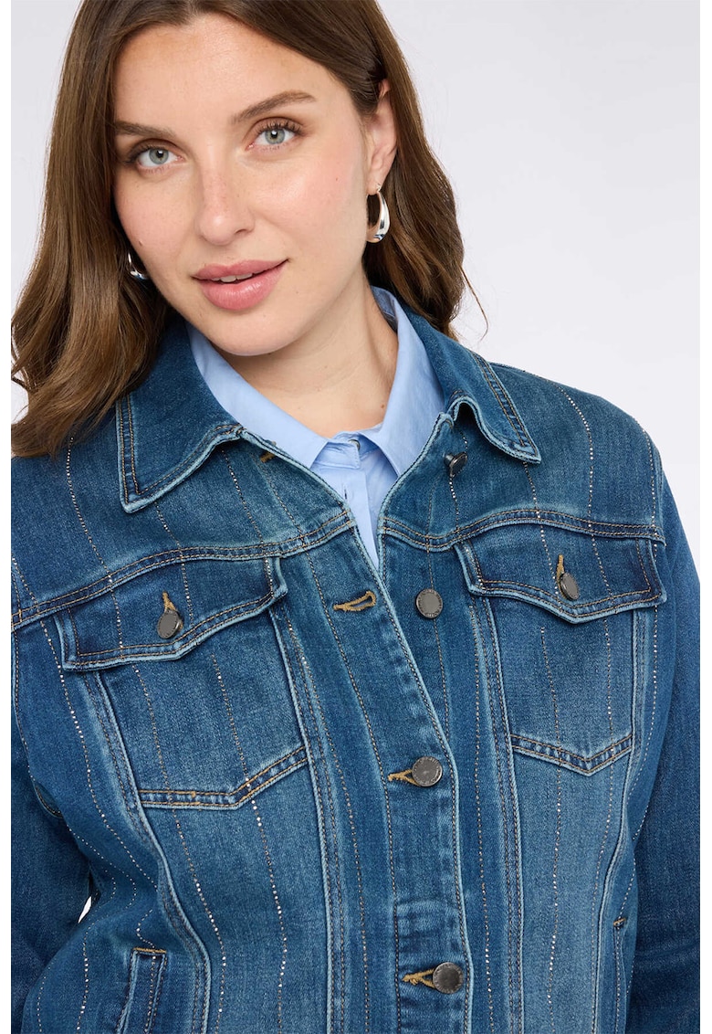 Jacheta de denim cu aplicatii Jacheta de denim cu aplicatii