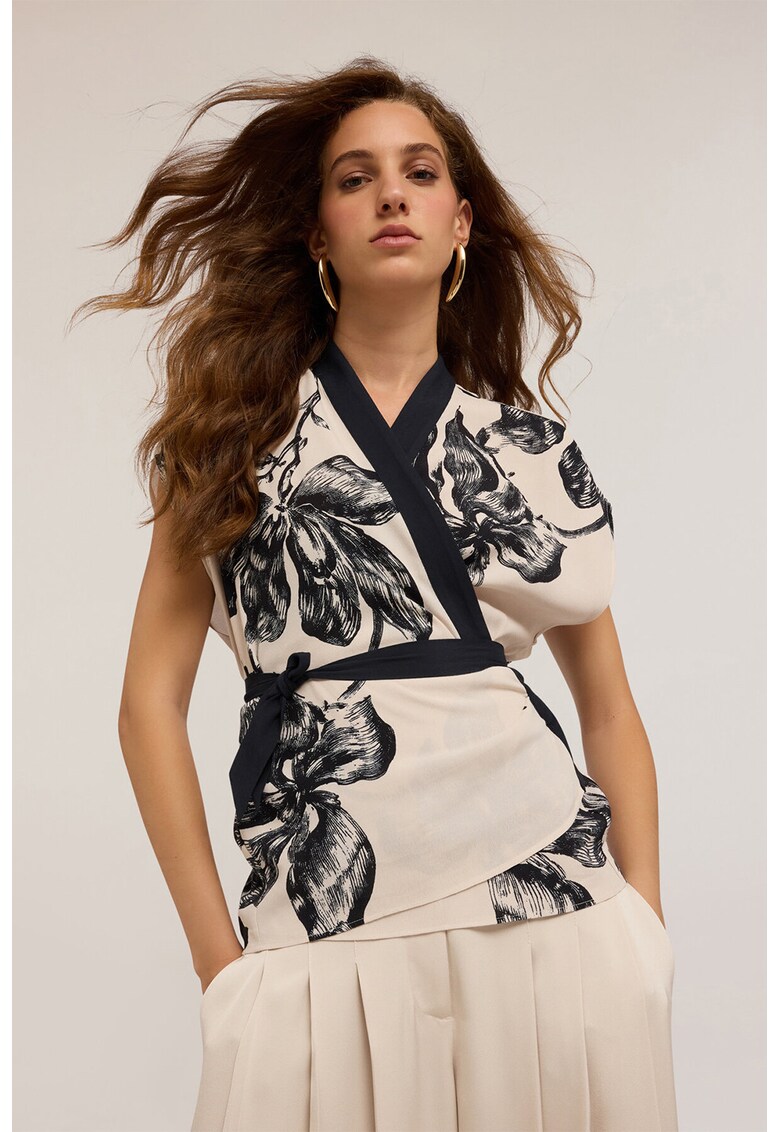 Bluza petrecuta cu imprimeu